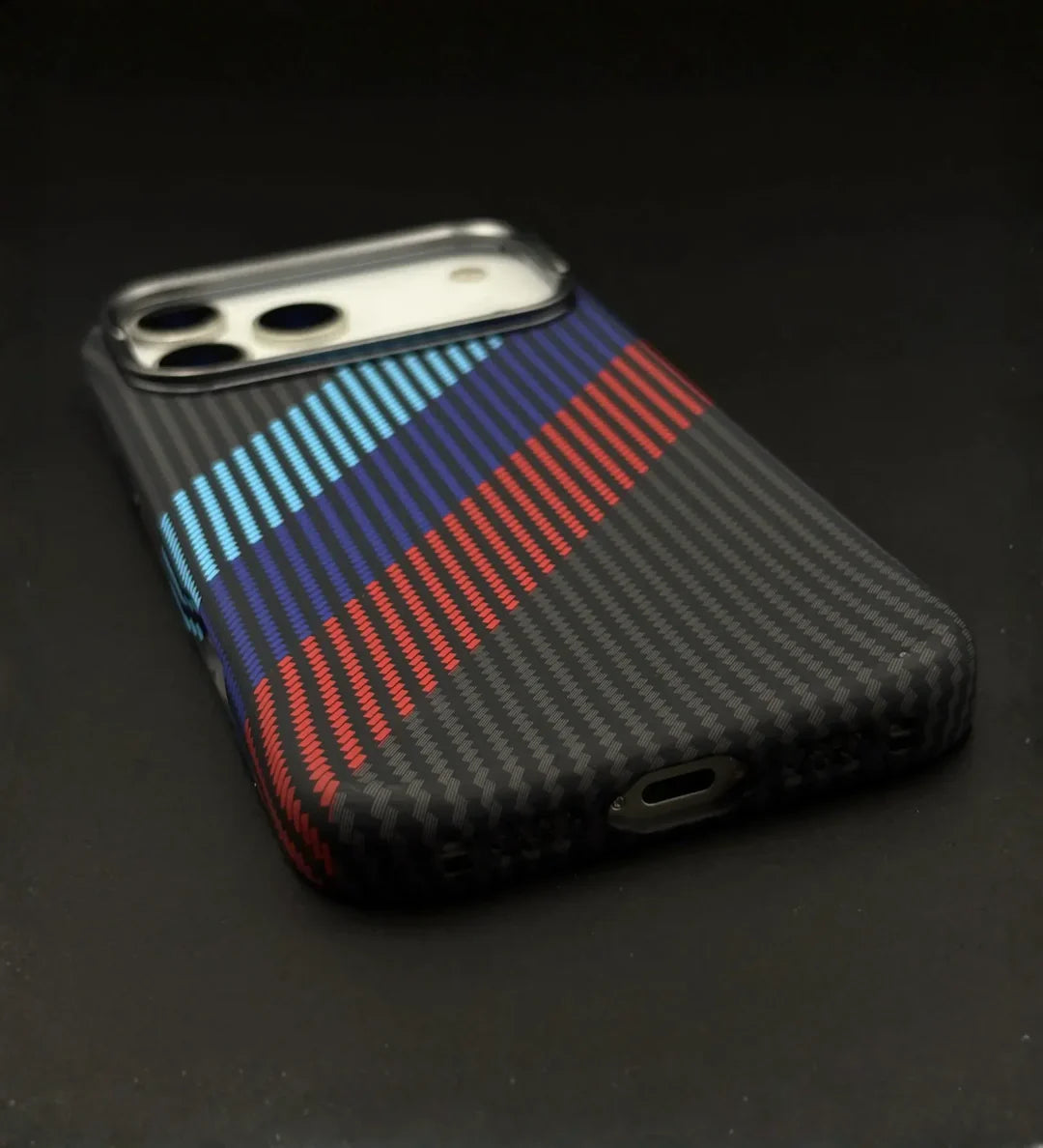 Knit Phone Case iPhone 17 Pro Case Carbon Stile M Power