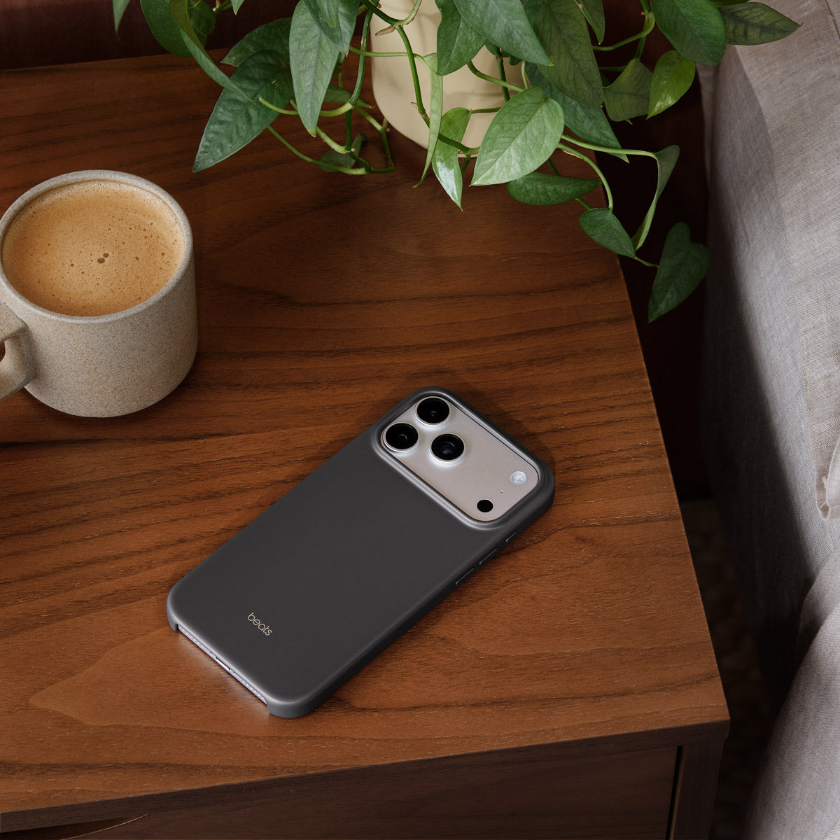 Beats 2 iPhone 17 Pro Max / iPhone 17 Pro Case Granite Grey